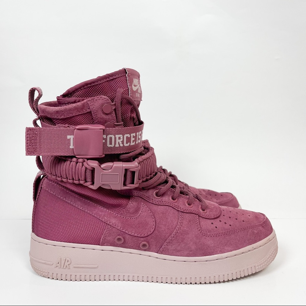 Nike | SF AF1 Vintage Wine, The Force is Female